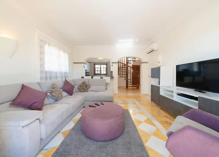 Casa Corfe بلايا بلانكا