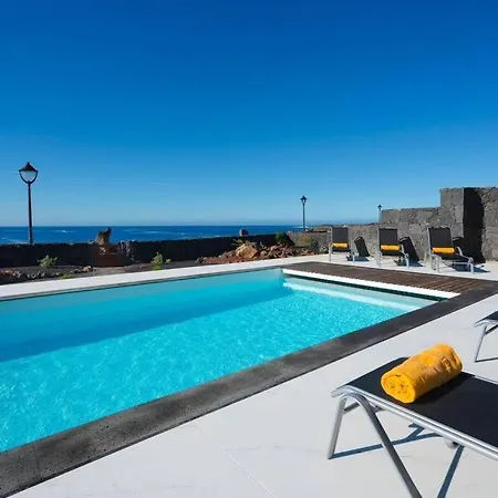 Casa Corfe Villa *
